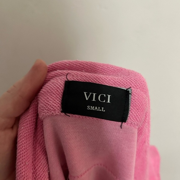 Vici front and center pink and plaid shacket size s - Picture 7 of 8